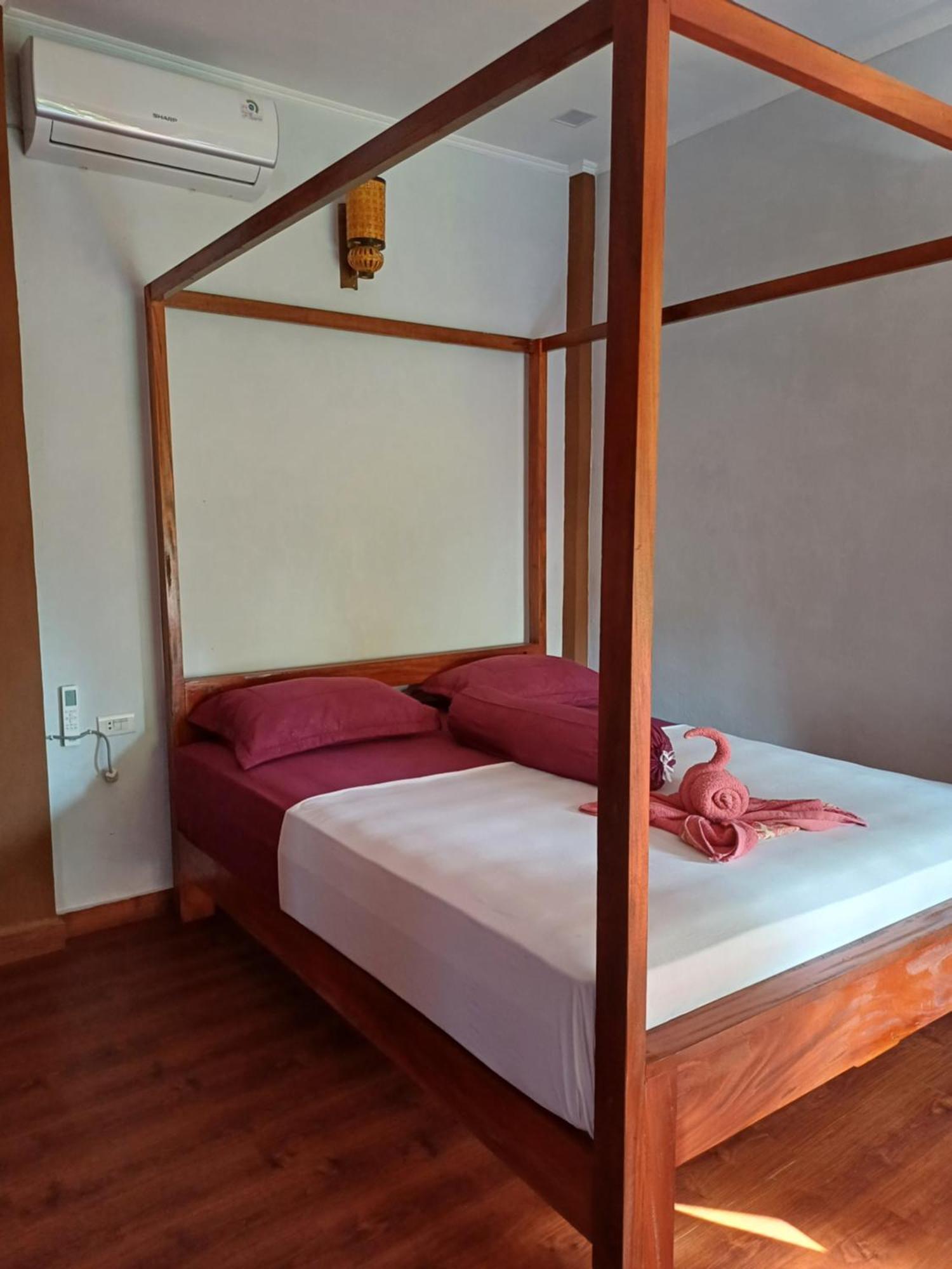 Asim Paris Guesthouse & Jungle Trekking Bukit Lawang Exteriör bild