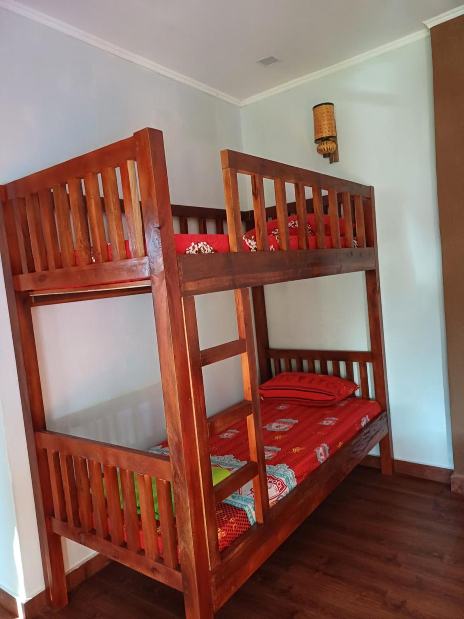 Asim Paris Guesthouse & Jungle Trekking Bukit Lawang Exteriör bild